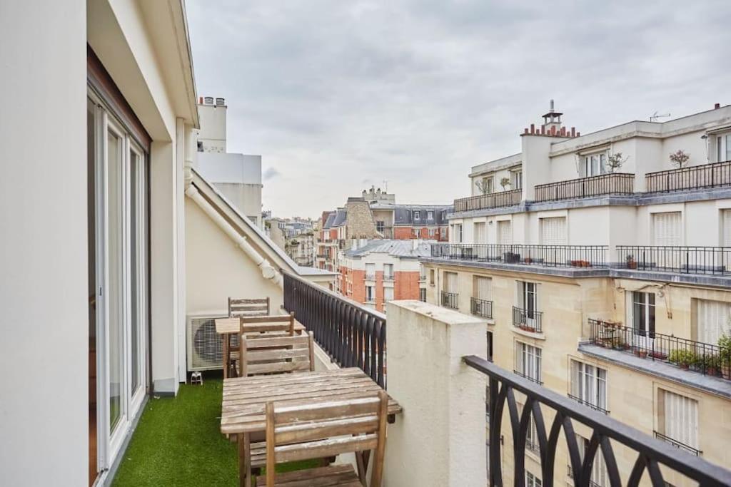 Rent A Room Apartments - Degas Parigi Esterno foto