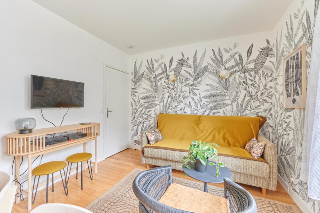 Rent A Room Apartments - Degas Parigi Esterno foto