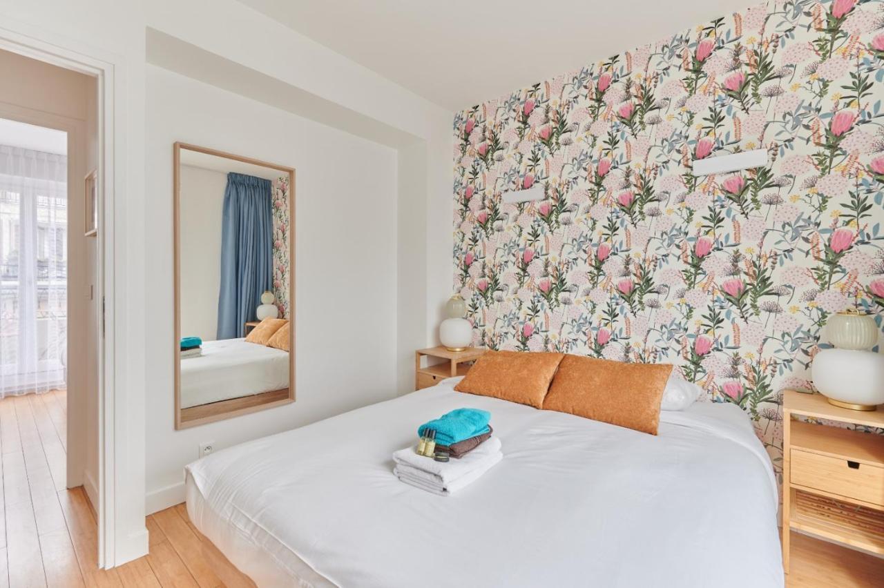 Rent A Room Apartments - Degas Parigi Esterno foto
