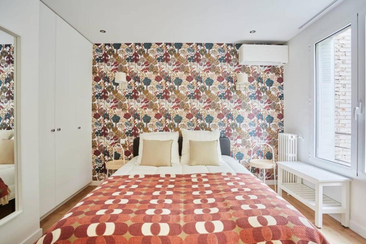 Rent A Room Apartments - Degas Parigi Esterno foto