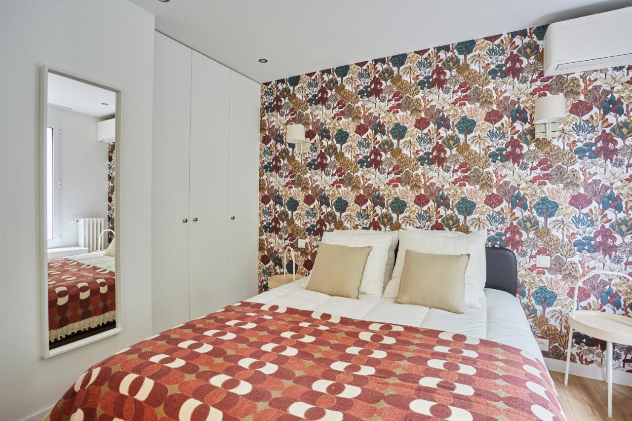 Rent A Room Apartments - Degas Parigi Esterno foto