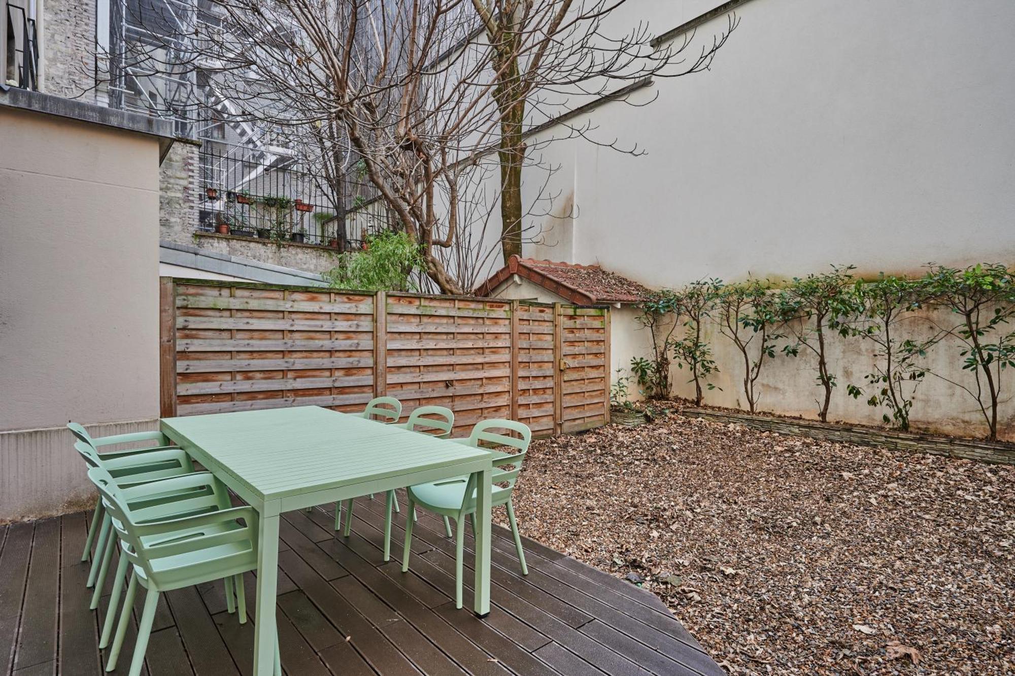 Rent A Room Apartments - Degas Parigi Esterno foto